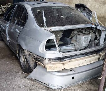 Různé díly z BMW E46 318 - 5