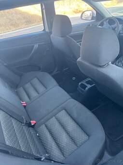 Octavia 2 2011 1.6tdi - 5