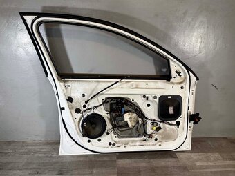 ŠKODA SUPERB 2 FACELIFT dveře LP - LF9E - 5