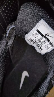 Tenisky Nike 44,5 - 5
