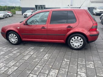 Volkswagen Golf 1.416v 55kw rok 2000 Edition - 5