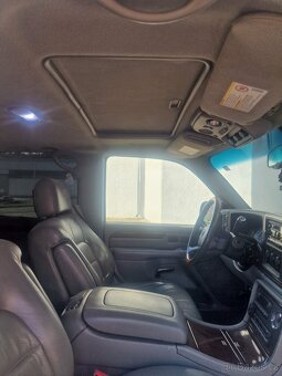 Cadillac Escalade 4x4,r.v.2002 najeto 300tis, STK do 6/2025 - 5
