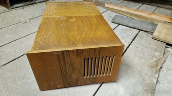 Elektronkové rádio Tesla Opereta 1021A - 5