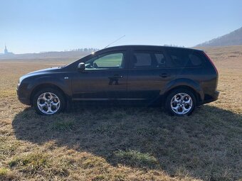 Ford Focus combi 1.6 i 74 kw r.v. 2006 - 5