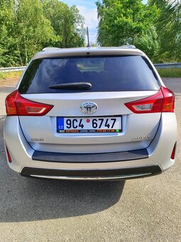 Toyota Auris 1,4 D-4D Touring Sports - 5