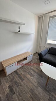 Pronájem zrekonstruovaného bytu 1+1, 47 m2, ul. Brněnská v - 5