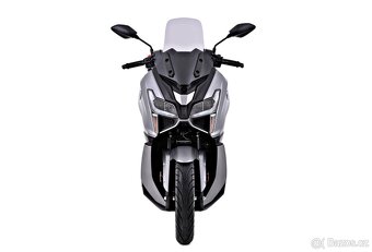 Skútr Voge SR1 125i GT SILVER - nový, záruka. - 5