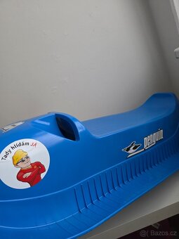 Plastové sáňky Acra - 5