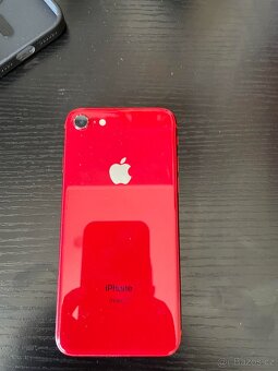Apple iPhone 8 64GB Baterie 70% - 5