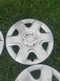 Sada 4 kusů poklic Škoda (15") - 5