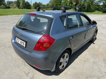 Kia ceed 1.4i - 5