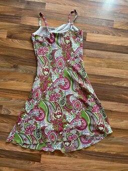 Letní šaty s ornamenrty, vel M/L, ale spíše S/M, Esmara - 5