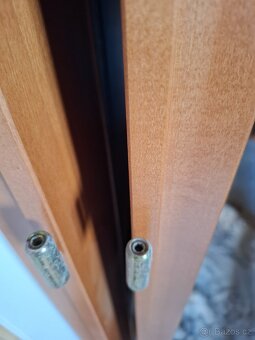 Prodám bytelné interiérové dveře Masonite 80 levé + 90 pravé - 5