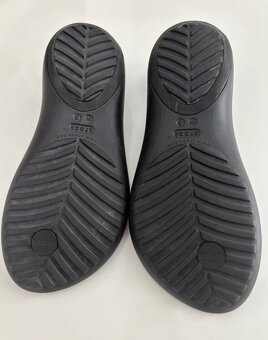 Nové Crocs Serena Flip - 5
