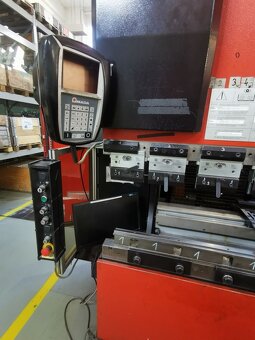 AMADA HFT 80-25 - Ohraňovací lis CNC - 5