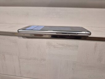 Samsung galaxy S20 FE - 5