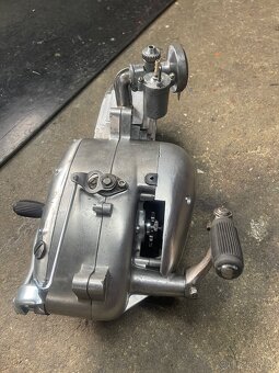 Jawa 555 motor po GO - 5