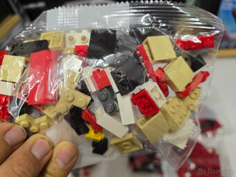 STAVEBNICE Super Heroes 76285 Spider-Manova maska (náhrada) - 5