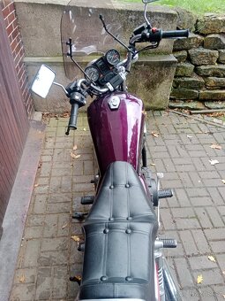 Honda VF 700c Magna - 5