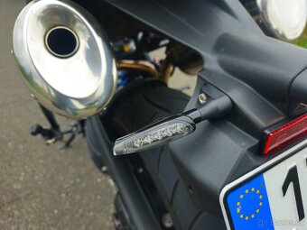 Triumph speed triple 1050 - 5