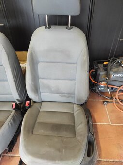 Interiér škoda Octavia 2 (tapce, sedačky) - 5