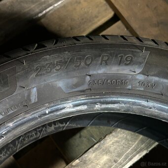 Letní pneu 235/50 R19 103W Michelin 5,5-6mm - 5