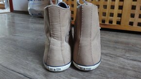 Dvoje vysoké kožené Converse v.38,5 - 5