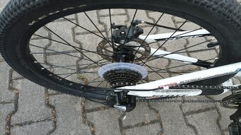 Kolo Scott Scale JR 24 Disc, pro dítě výšky 115 - 155 cm, vě - 5