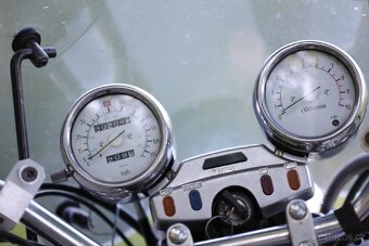 Yamaha Virago 700 - 5