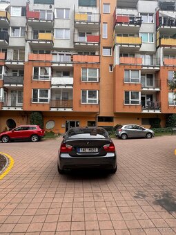 Bmw e90 330i M look - 5