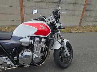 Honda CB 1300 - 5