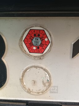 Toyota yaris 1.0 48kw - 5