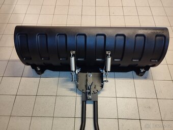 Nová Radlice SHARK Snow Plow 52" DELUXE BLACK (132 cm) - 5