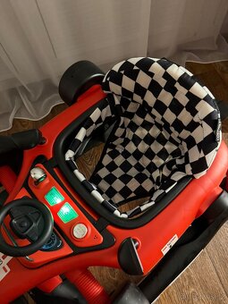 Dětské chodítko Costway 4v1- do 15 kg, 6-18 měsíců - 5