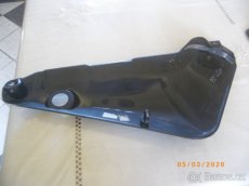 Triumph Tiger 955i boční plasty - 5