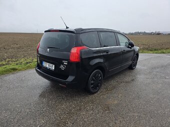 Peugeot 5008 7 míst - 5