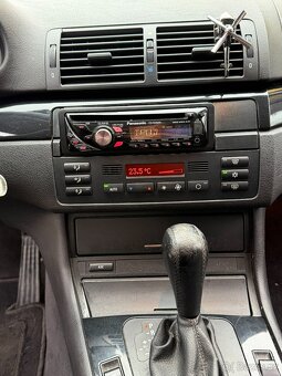 BMW 320i E46 sedan, 110 kW, benzín, automat, 1999, černá - 5