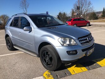 Mercedes-Benz ML320 - 5