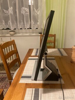 P: LED 24" full HD monitor Acer S243HL - 5