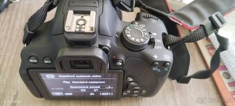 CANON EOS 700D - 5