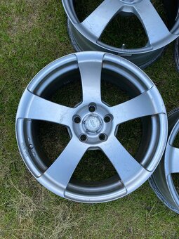 Alu kola 5x112 R18 Škoda, VW, Seat, Audi, Mercedes - 5