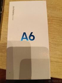 Samsung Galaxy A6 zlatý - 5