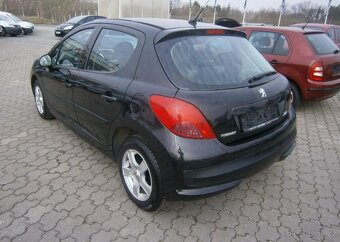 Peugeot 207 1.4i 70kw,klima benzín manuál 70 kw - 5