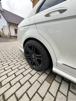 Prodám Mercedes-Benz C230 W204 - 5