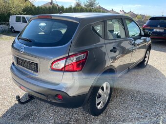 NISSAN QASHQAI 1,6 BENZÍN NAJETO POUZE 45000KM - 5