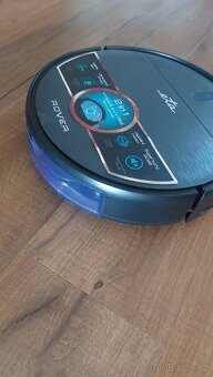 Robotický vysavač Eta Rover - 5