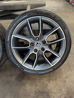 Škoda Octavia 3 Alu disky - Gemini 5x112 - 5