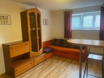 Pronájem bytu v Kroměříži 2+kk - 5