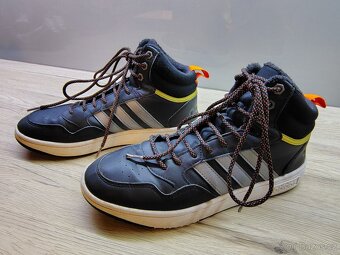 Kotníčkové pánské boty Adidas 42 2/3 zateplené - 5