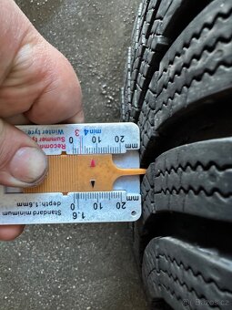 5x112 R16 7J + 215/65 Semperit zimné - 5